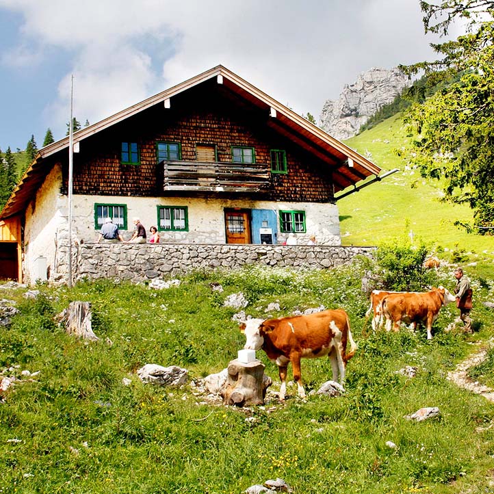 destibnation vacances alpes la clusaz confins montagne